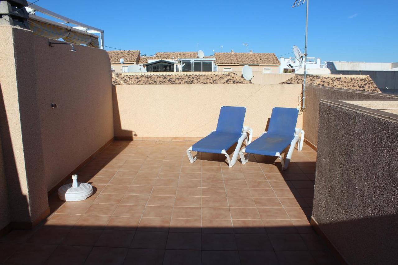 Bungalow With 2 Bedrooms And Roof Terrace In The Center Of La Zenia. Free Wifi. Orihuela Zewnętrze zdjęcie