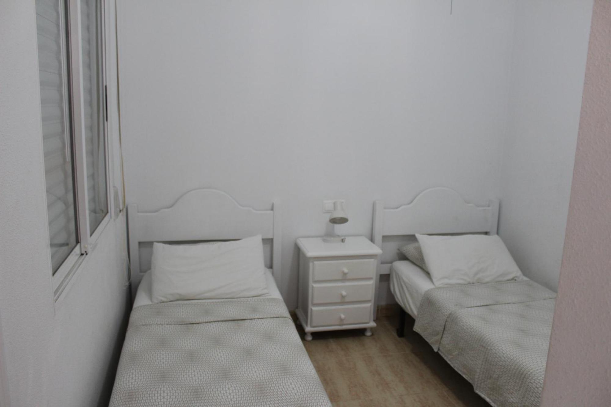Bungalow With 2 Bedrooms And Roof Terrace In The Center Of La Zenia. Free Wifi. Orihuela Zewnętrze zdjęcie